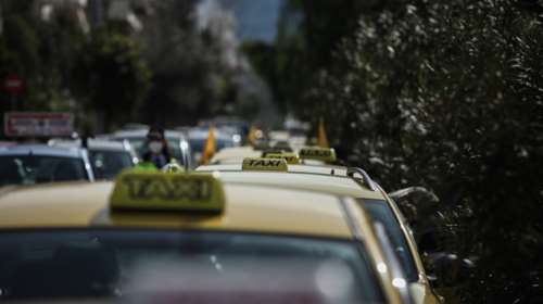 Ερχονται αυξήσεις και στα κόμιστρα των ταξί - &quot;Δεν βγαίνουμε, είναι μονόδρομος&quot;, λένε οι ιδιοκτήτες