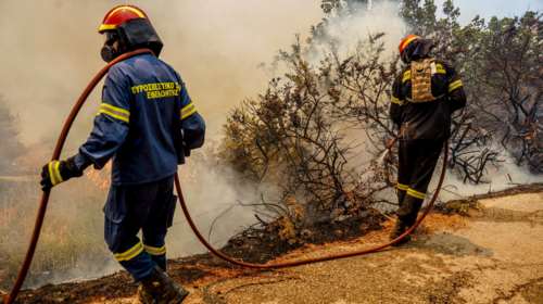 Φωτιές στην Κρήτη: Δύο πυρκαγιές σε Ρέθυμνο και Ηράκλειο - Επιχειρούν δυνάμεις της Πυροσβεστικής
