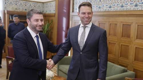 Ανατροπή σκηνικού: Δεύτερο κόμμα το ΠΑΣΟΚ για πρώτη φορά μετά από 11 χρόνια - Βυθίζεται ο ΣΥΡΙΖΑ