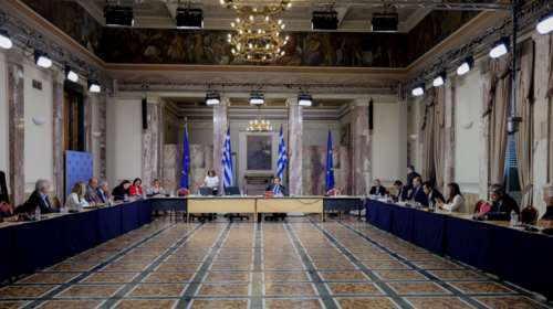 Προανακριτική Novartis - Πηγές ΝΔ: Άσφαιρη και χαμένη η πρώτη μέρα κατάθεσης του Παπαγγελόπουλου