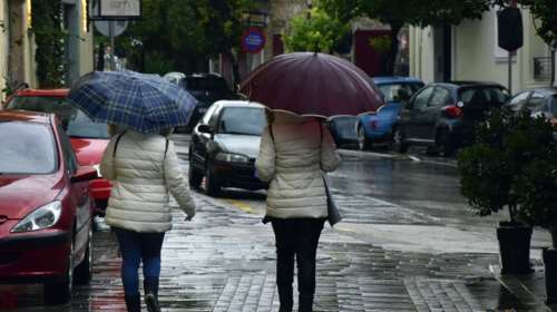 Αγριεύει ο καιρός: Καταιγίδες, χαλάζι και πτώση θερμοκρασίας - Πού και πότε θα χτυπήσουν τα έντονα φαινόμενα