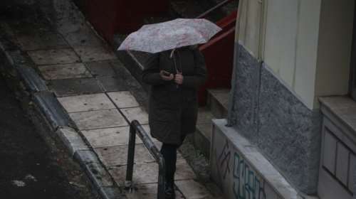 Συνεχίζεται και την Κυριακή η κακοκαιρία με βροχές, καταιγίδες και πτώση της θερμοκρασίας - Η πρόβλεψη Καλλιάνου για την Αττική