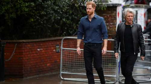 Τζον Μπον Τζόβι: Αποκάλεσε τον Χάρι, καλλιτέχνη που ήταν γνωστός παλιά σαν πρίγκιπας [εικόνες]