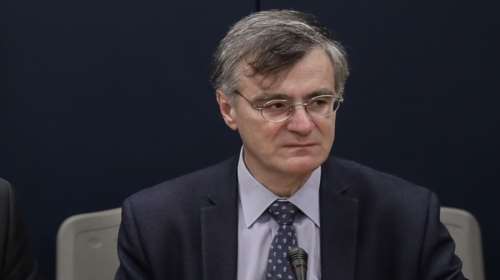 Σωτήρης Τσιόδρας: Ποιος είναι ο λοιμωξιολόγος που μας ενημερώνει για την επιδημία