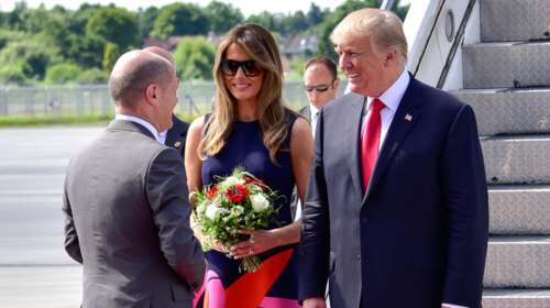 Σε καραντίνα ο Ντόναλντ Τραμπ και η Μελάνια - Θετική στον κορονοϊό στενή συνεργάτιδά του