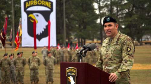 Άντριου Πόππας: O ομογενής στρατηγός που διοικεί το μεγαλύτερο σώμα του αμερικανικού στρατού - Με καταγωγή από την Πάτρα