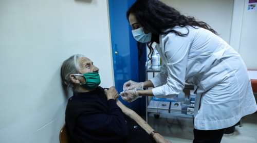 Κορονοϊός: Άνοιξε η πλατφόρμα των ραντεβού για τους εμβολιασμούς σε ηλικιωμένους 80 έως 84 ετών