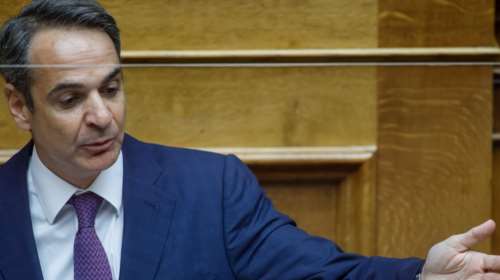 Μητσοτάκης στη Βουλή: Ναι, έγιναν και λάθη στις πυρκαγιές του Αυγούστου - Χρειαζόμαστε και άλλα αεροσκάφη