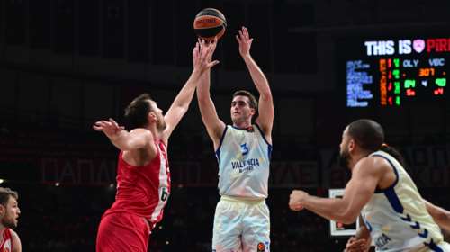 Ολυμπιακός - Βαλένθια 92-99: Του... γλίστρησε η νίκη στο ΣΕΦ από τις αγριεμένες "νυχτερίδες"