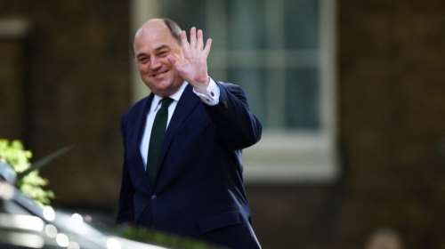 Βρετανία: Εκτός της κούρσας διαδοχής του Μπόρις Τζόνσον ο Μπεν Γουάλας