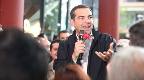 &quot;Αλλά αυτοί είστε...&quot;: Ο Τσίπρας σχολίασε τον Κουτσούμπα για τον γάμο των ομόφυλων ζευγαριών με τη viral ατάκα του