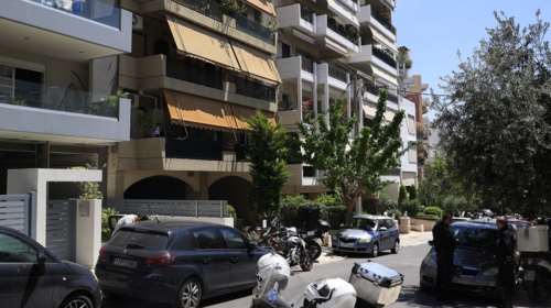 Νέα Σμύρνη: O καβγάς που οδήγησε στο έγκλημα - "Ο πατέρας είχε βοηθήσει να συλληφθεί ο γιος γιατί θεωρούσε ότι έτσι θα σωθεί"
