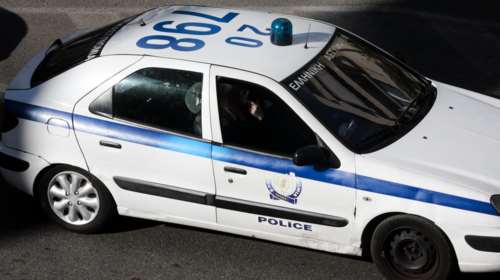 Έγκλημα - σοκ στην Αίγινα: Μαχαιρωμένη 73χρονη μέσα στο σπίτι της με σακούλα στο κεφάλι - Έχει προσαχθεί ο γιος της