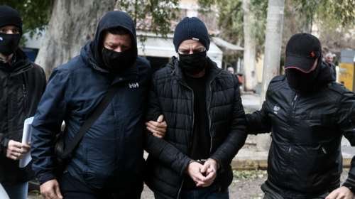 Δημήτρης Λιγνάδης: Ποια είναι η γυναίκα που τον ξεσκέπασε - Οι απειλές για τη ζωή της και η μητρότητα που την &quot;ξύπνησε&quot;