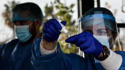 Κορονοϊός: Πού εντοπίζονται τα 445 νέα κρούσματα -Στο &quot;κόκκινο&quot; το κέντρο της Αθήνας και τα βόρεια προάστια