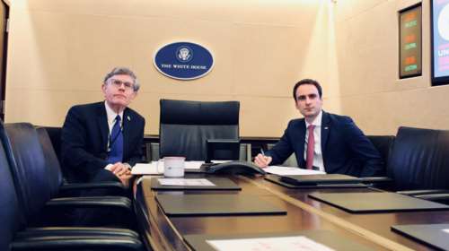 Μάικλ Κράτσιος: Ποιος είναι ο 34χρονος ελληνοαμερικανός που αναλαμβάνει υφυπουργός Αμυνας των ΗΠΑ