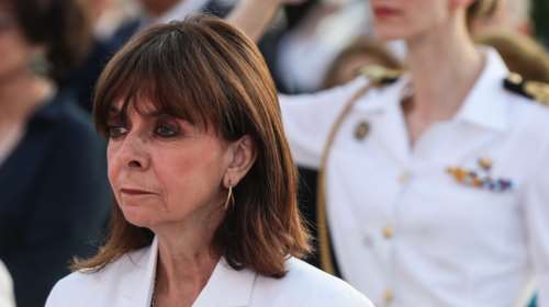 Παρέμβαση Σακελλαροπούλου για τις παρακολουθήσεις: Ζητά άμεση και πλήρη διαλεύκανση της υπόθεσης