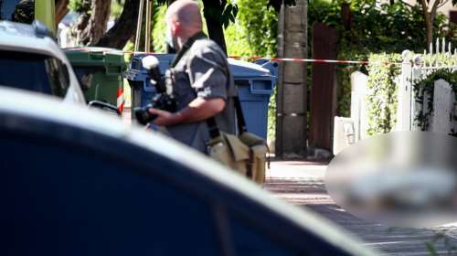 Εγκλημα στην Αγία Παρασκευή: Mε καλυμμένα τα χαρακτηριστικά ο δράστης -&quot;Φορούσε μάλλον full face&quot; - Πυροβόλησε 5 φορές