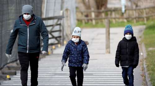 Κορονοϊός: Οδηγίες για βρέφη, παιδιά και εφήβους με πιθανά ή επιβεβαιωμένα συμπτώματα