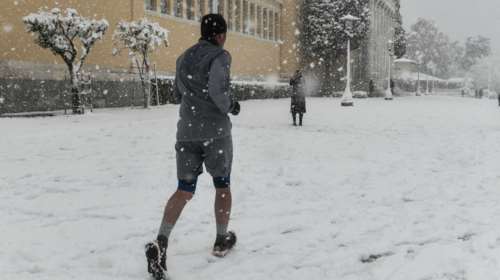 Κακοκαιρία "Φίλιππος": Συναγερμός από Στυλιανίδη - "Αποφύγετε τις μετακινήσεις, χιονόστρωση και στο κέντρο της Αθήνας"