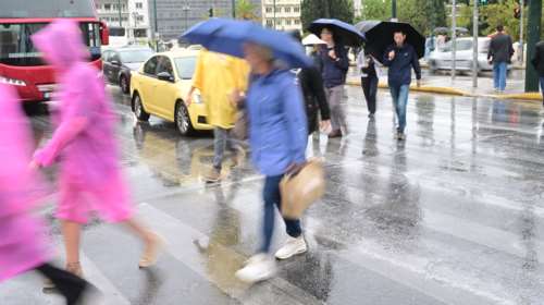 Κολυδάς για την κακοκαιρία: Τι είναι οι &quot;μετεωρολογικές βόμβες&quot; που η Ελλάδα ζει ολοένα και συχνότερα