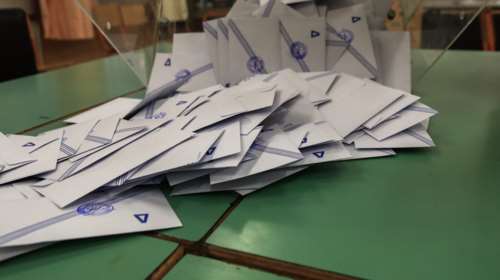 Δημοσκόπηση Pulse: Πόσο επηρεάζει το σκάνδαλο του ΟΠΕΚΕΠΕ - Σημαντικό θέμα λέει το 76%, αλλά σταθερή στο 24% η ΝΔ