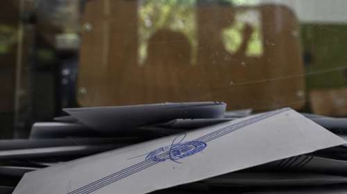 Δημοσκόπηση Interview: Επιστρέφει στη δεύτερη θέση το ΠΑΣΟΚ, τρίτος ο Βελόπουλος - Ξεφουσκώνει η Κωνσταντοπούλου