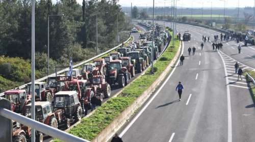 Δημοσκόπηση Metron Analysis: "Μπλόκο" αγροτών στα ποσοστά της ΝΔ - Πρώτη σε δημοτικότητα η Κωνσταντοπούλου