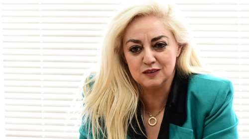 Υπόθεση Παναγόπουλου: Παραιτήθηκε η Αννα Στρατινάκη από υποδιοικήτρια στην Ανεξάρτητη Αρχή Ελέγχου της Αγοράς