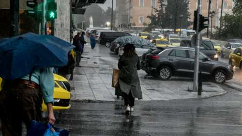 Ερχεται η κακοκαιρία &quot;Διομήδης&quot; με καταιγίδες, θυελλώδεις ανέμους και χιόνια στην Αττική - Προειδοποίηση Κολυδά