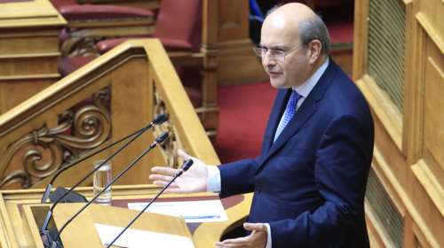 Κωστής Χατζηδάκης: Aπό το 2025 οι τραπεζικές προμήθειες θα είναι αρκετά χαμηλότερες - Την Κυριακή οι ανακοινώσεις