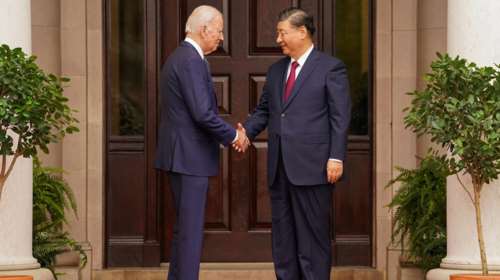 Αναθέρμανση σχέσεων ΗΠΑ-Κίνας: &quot;Δεν μπορούμε δύο μεγάλες χώρες να γυρίσουμε την πλάτη η μία στην άλλη&quot;