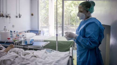 Κορονοϊός: Κατέληξε 95χρονος στο νοσοκομείο Νίκαιας - 298 συνολικά οι νεκροί