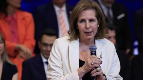 Τα γυρνάει η Χριστοφιλοπούλου για Μπελέρη: Όσα λένε τα ακούω βερεσέ - Αν ήταν ακροδεξιός, θα πήγαινε σε Βελόπουλο &amp; Νατσιό