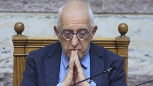 &quot;Δεν αποκρύφθηκε απολύτως τίποτα&quot;: Κακλαμάνης για το αίτημα διαβιβαστούν οι δικογραφίες για τα Τέμπη στην επιτροπή Θεσμών