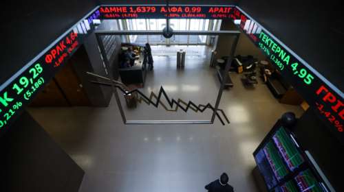 Κλυδωνίζεται και πάλι το ελληνικό Χρηματιστήριο - Πτώση 4%