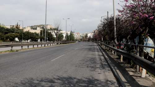 Κορονοϊός: Σκέψεις για επιβολή περιορισμών στη μετακίνηση ως έσχατο μέτρο