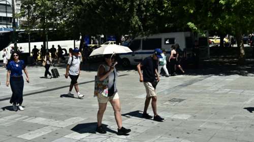 Πρόγνωση Τσατραφύλλια: Καύσωνας με 41 βαθμούς την Τρίτη, βουτιά του υδράργυρου την Πέμπτη - Ακολουθεί νέο κύμα ζέστης