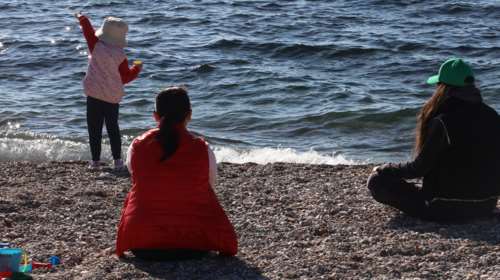 Τελικά... Πασχούγεννα - Ηλιόλουστος ο καιρός στις γιορτές - Η θερμοκρασία στους δημοφιλείς προορισμούς [Βίντεο]