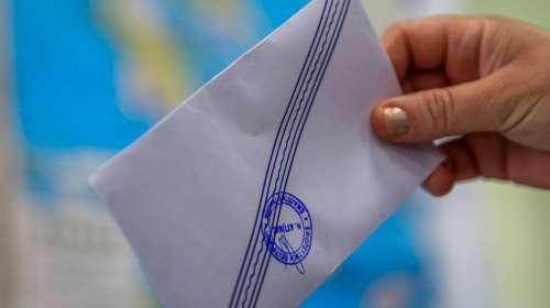 Δημοσκόπηση Opinion Poll: Στο 20,4% το ΠΑΣΟΚ - Ευθύνες σε Κασσελάκη για την κρίση στον ΣΥΡΙΖΑ, προηγείται ο Φάμελλος