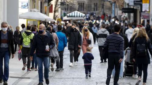 Κορονοϊός: Κλονίζεται η Αττική με 652 νέα κρούσματα - Εντονη ανησυχία για Θεσσαλονίκη και Πάτρα