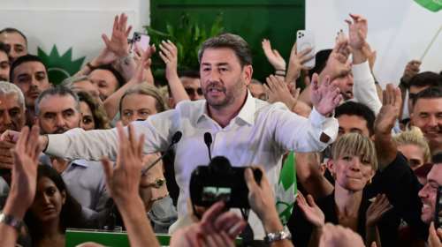 Προσκλητήριο Ανδρουλάκη μετά την επανεκλογή του με 59,9% στο ΠΑΣΟΚ - Το μήνυμα ενότητας και το στοίχημα της επόμενης μέρας