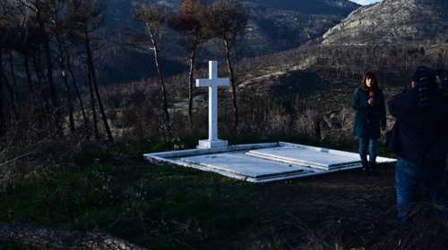 Πυρετώδεις προετοιμασίες στο Τατόι για την ταφή του τέως βασιλιά Κωνσταντίνου - Η τελευταία επιθυμία του [εικόνες-βίντεο]