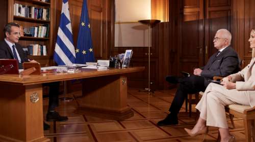 Κυριάκος Μητσοτάκης: "Δύο αυξήσεις του κατώτατου μισθού το 2022 - Δεν θα πάμε σε νέο lockdown"