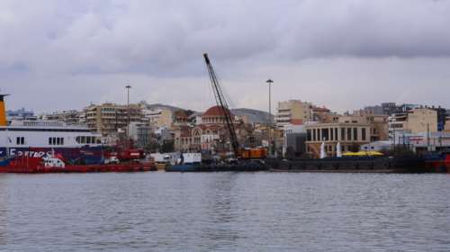 Πειραιάς: Πάνω από 200 κιλά κοκαΐνης βρέθηκαν μέσα σε κοντέινερ με... γαρίδες - 4 συλλήψεις