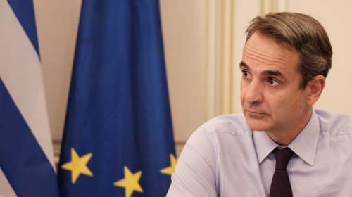 Οι εισηγήσεις των λοιμωξιολόγων και οι αποφάσεις Μητσοτάκη - Ποια νέα μέτρα θα ανακοινωθούν αύριο