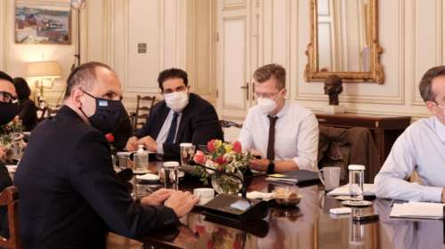 Δημοσκόπηση Pulse: Μπροστά με 13,5 μονάδες η ΝΔ - Ικανοποίηση για εμβολιασμούς, στάση Δένδια και φοροελαφρύνσεις