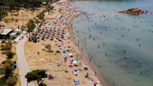 Κορονοϊός: Οι δέκα κανόνες για ασφαλείς διακοπές - Στην παραλία, στο αυτοκίνητο, στο δωμάτιο