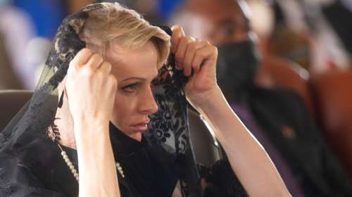 Πριγκίπισσα Σαρλίν: Οι τελευταίες εξελίξεις για την υγεία της - Η λιποθυμία και η εισαγωγή στο νοσοκομείο με ψευδώνυμο