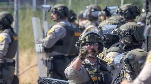 Λος Άντζελες: Έφτασαν τα πρώτα στρατεύματα της Εθνοφρουράς - Πώς ξεκίνησαν τα επεισόδια